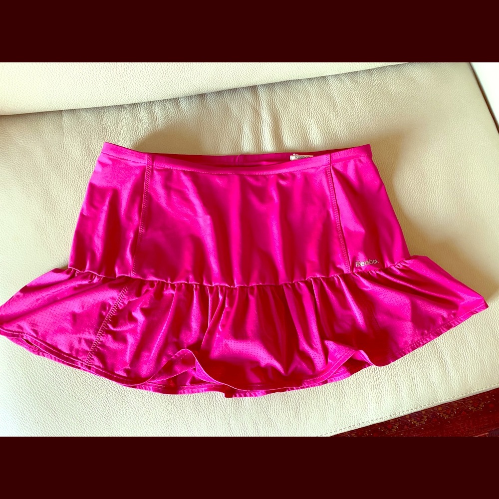 Athletic tennis skirt